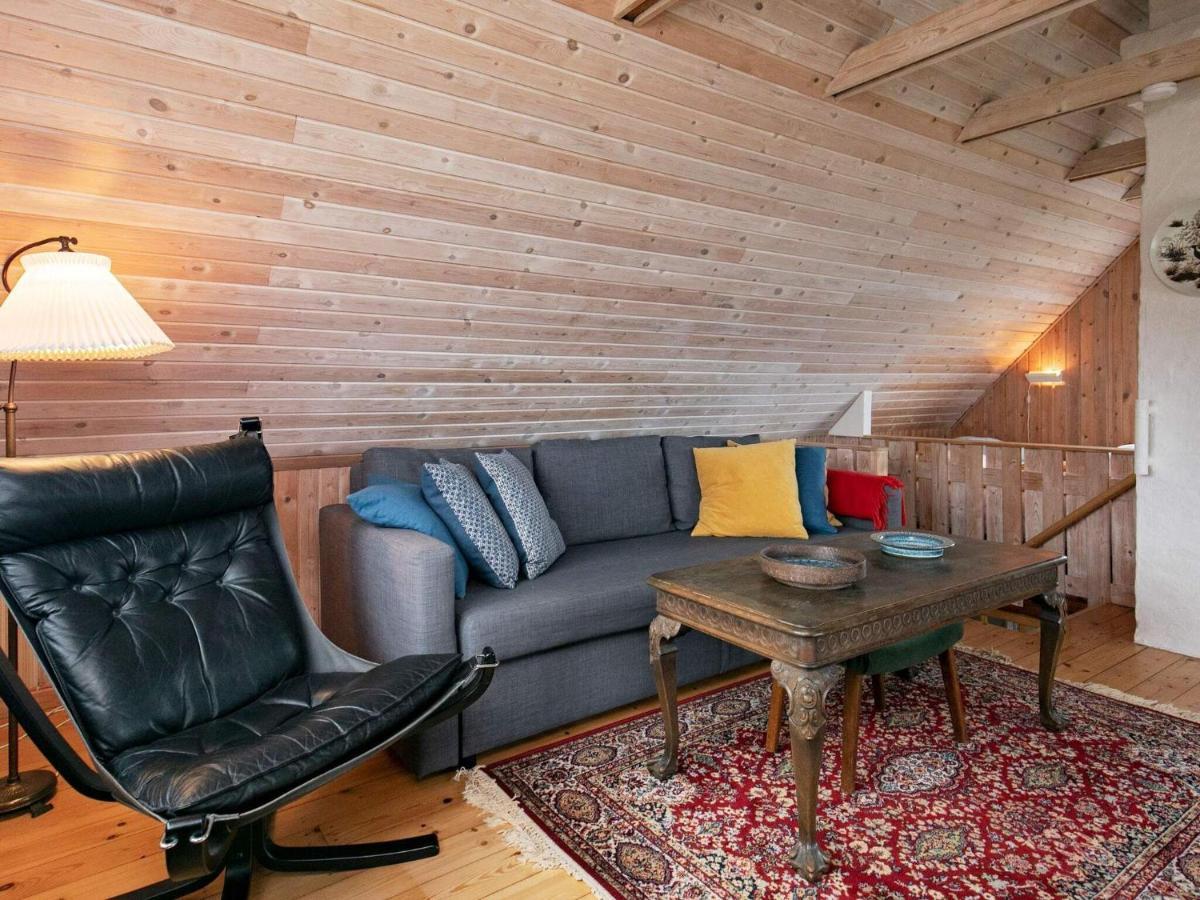 4 Person Holiday Home In Mesinge Kültér fotó