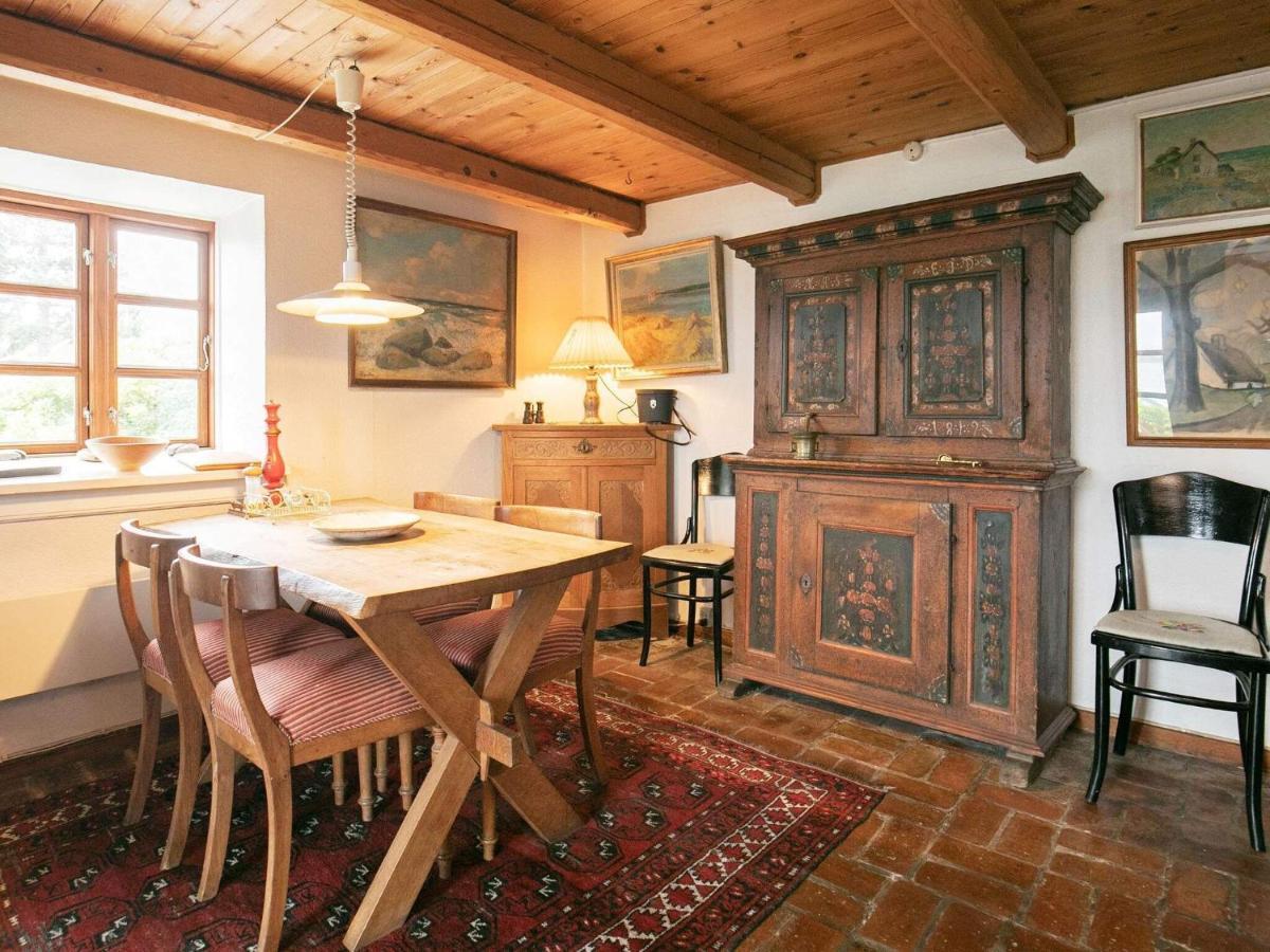 4 Person Holiday Home In Mesinge Kültér fotó